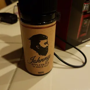 Love Johnny AppleVapes juices...Southern Bread Pudding and Apple Bread Pudding