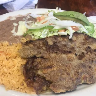 a plate of mexican food