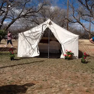 Glamour Tent Rental