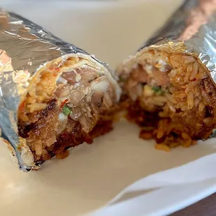 Al pastor super burrito