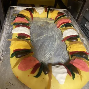 Large Rosca ready for the oven :)