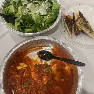Ravioli, Caesar salad
