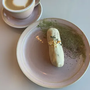 Saffron eclair and cinnamon and fig latte