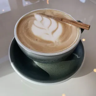 Fig cinnamon latte