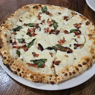 Pizza Bianca with basil and bacon