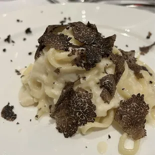 Amazing pasta with truffle