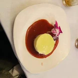 Tasty cheesecake, just as long you eat around the finger smudge