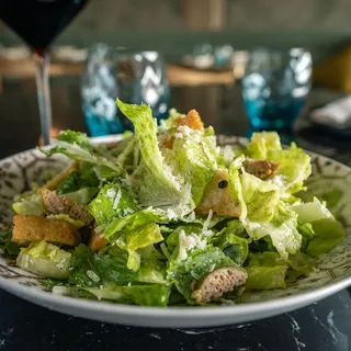 Roma Crunch Caesar Salad