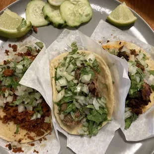 3 tacos