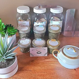 Teas from Botanica Fina Therapeutics.