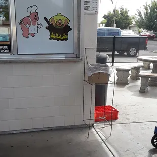 Buying  my Dad some tacos