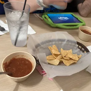 Bomb chips and salsa