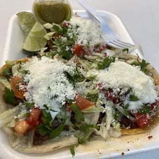 a plate of tacos