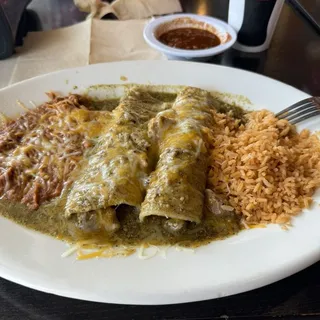 Chile Verde Enchiladas