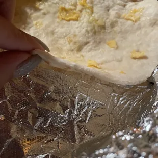 Toda vía tiene polvo de la arina