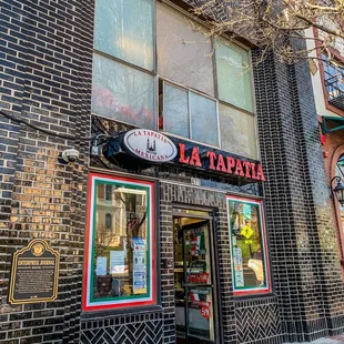La Tapatia is familia owned and operated located on historic Grand Ave. in South City!