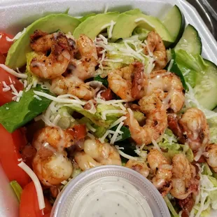 Ensalada de camaron 
Under new management