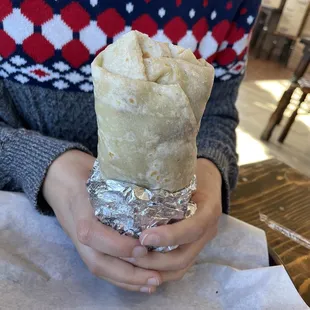 GIANT BURRITOS