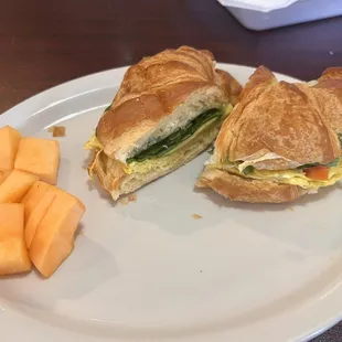 Veggie croissant sandwich