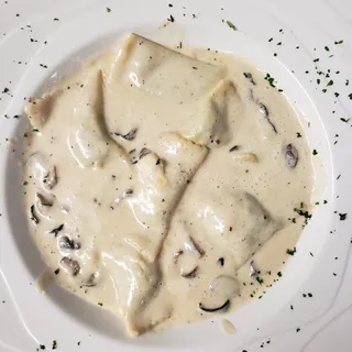 Ravioli Alla Crema