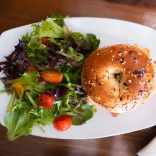 Smoked Salmon (Lox) Bagel Sandwich