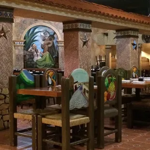 ramen and noodles, interior