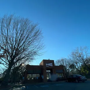 The restaurant building from wide shot.