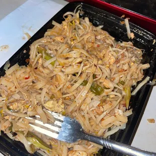 N1 Chicken Pad Thai