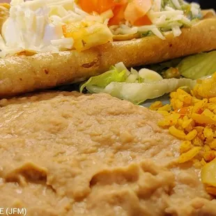 a plate of mexican food