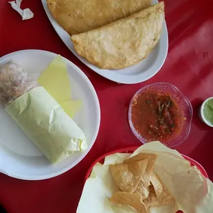 The quesadillas fritas are big today!
