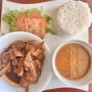 Rice and beans with pollo guisado