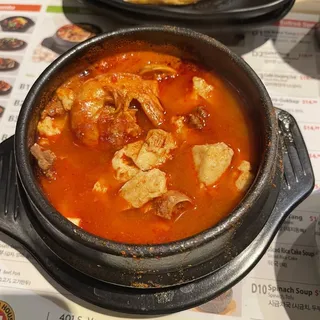 B2. Assorted Soon Tofu/