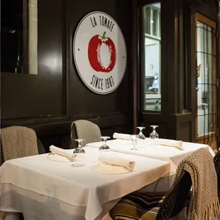 Our partially covered patio is a cozy and welcoming space. Warm up with heaters and blankets, it is the perfect place for an intimate meal.