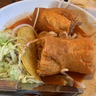Very spicy torta ahogado