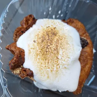 S&apos;more kouign-amann