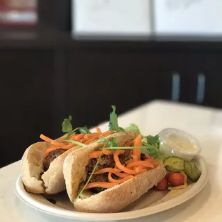Falafel Banh Mi