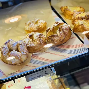 Kougin Amman (Yuzu Mochi)