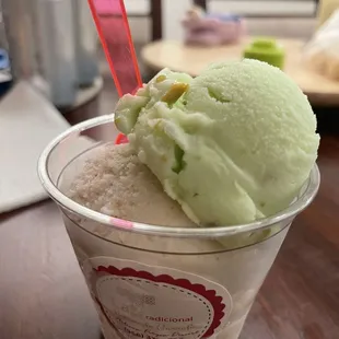 9oz cup (two scoops of mazapán, one pistachio)