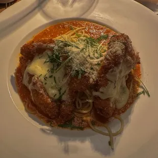 Chicken parm (the table&apos;s favorite!)