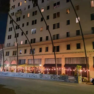 Gorgeous picture of the outside of La Traviata.