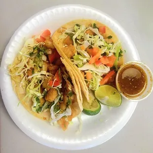 RICOS TACOS DE PESCADO.