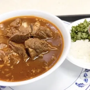 RICA BIRRIA, TODOS LOS DÍAS