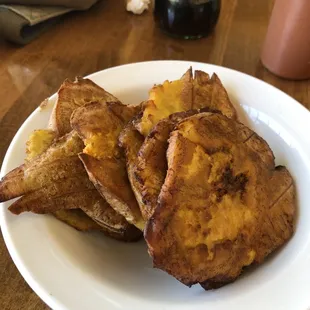 Tostones (Toasted plantains)