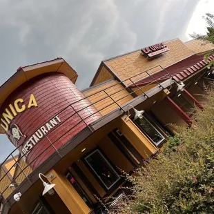 a view of the outside of the restaurant