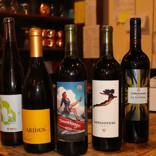 La Única proudly serves our local Willcox Wine. We have a variety of red and white wines!
