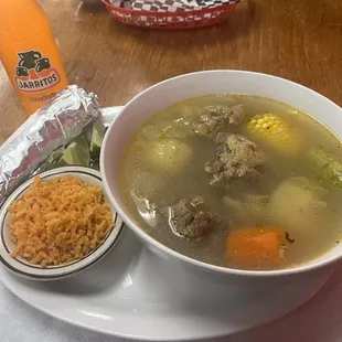 Caldo de Res