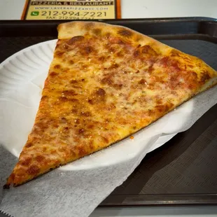 Regular Cheese pizza slice
