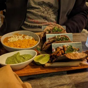 Al pastor tacos