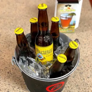 La Victoria Tacos y Mariscos Restaurant - La Victoria Tacos y Mariscos Restaurant beers