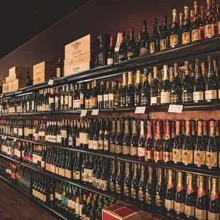 Wonderful and complete selection of Iberian Wines.